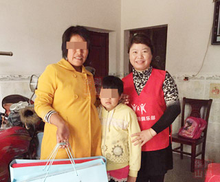 华山妈妈与喻宝珍主任